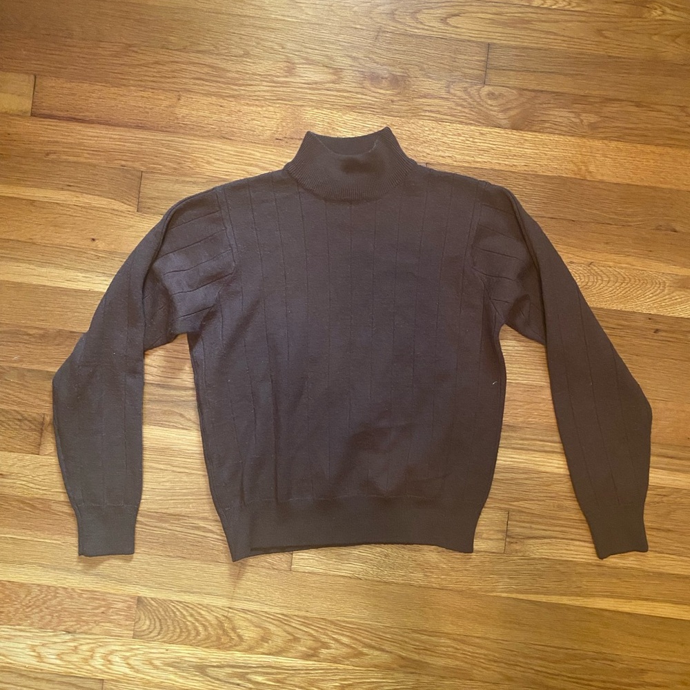 Vintage 80s brown acrylic wool blend turtleneck sweater